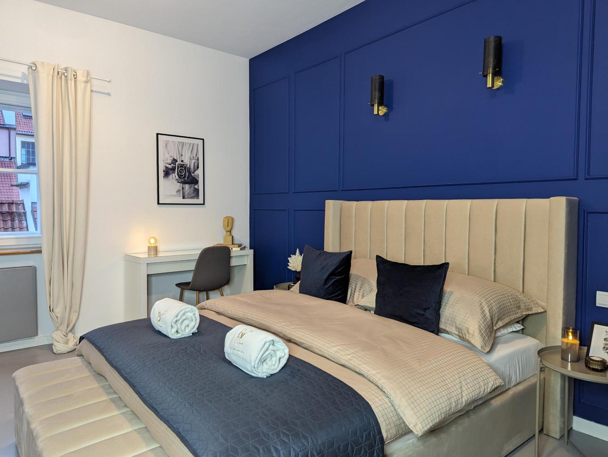 Bella Luna Luxury - Chic In Historic Square Appartement